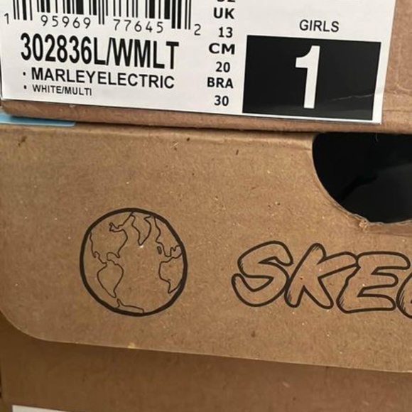 BRAND NEW youth girl skechers pink slip on shoes size 1Y / 3Y / 4Y - Picture 5 of 9